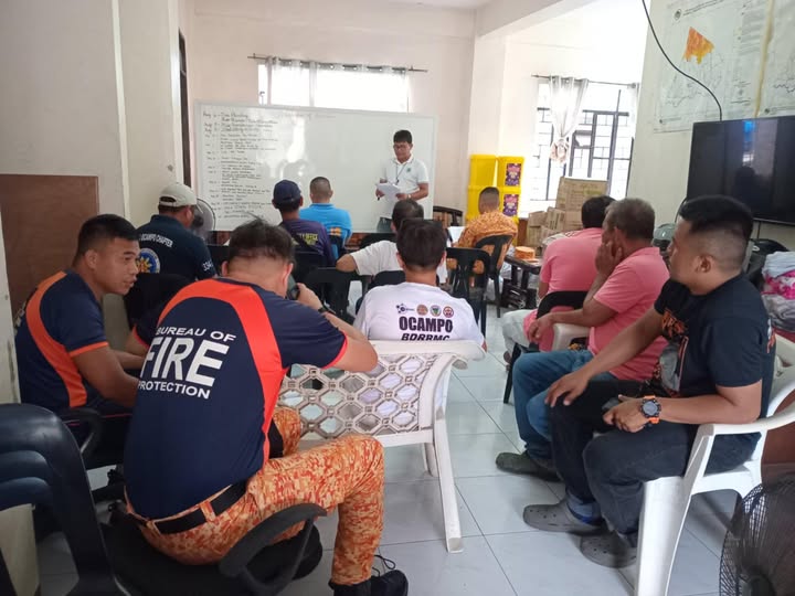 Barangay DRRMCs coordinating during an emergency